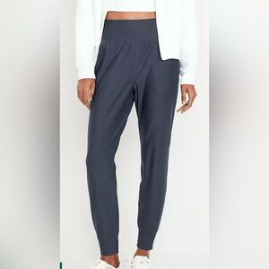 Old Navy Women’s Navy Joggers- Powersoft